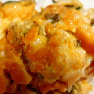 高菜と魚肉ソーセージのチーズ玉子焼き